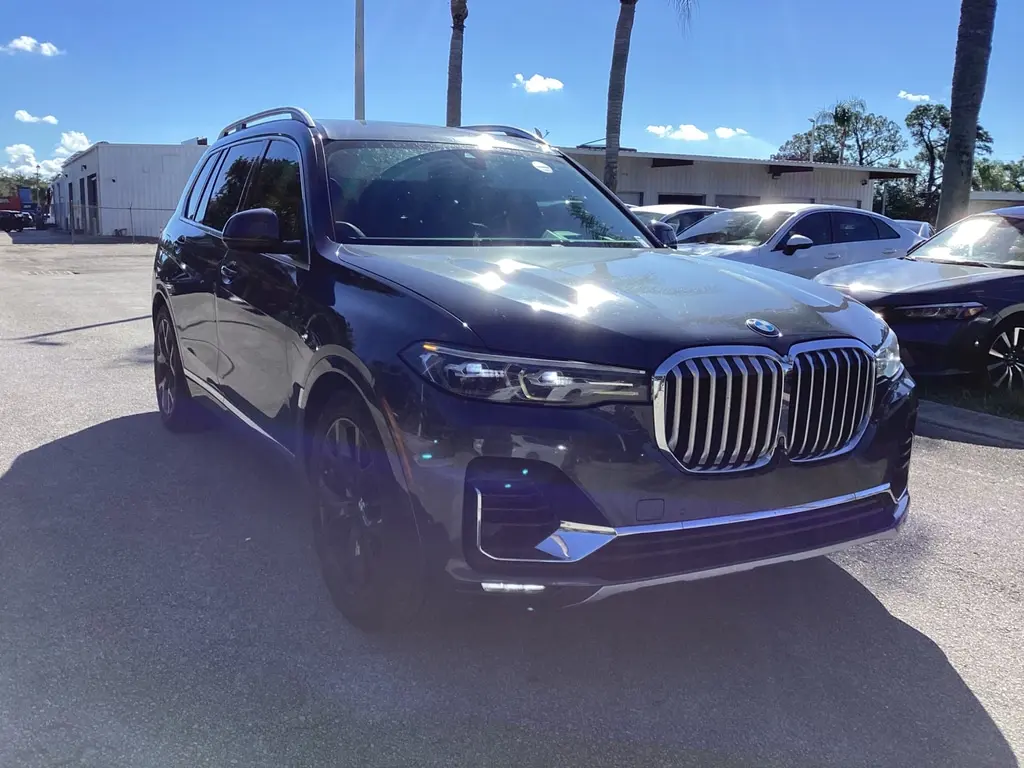 2020 BMW X7 XDRIVE40I photo 3