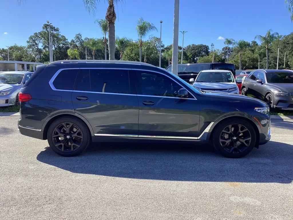 2020 BMW X7 XDRIVE40I photo 4