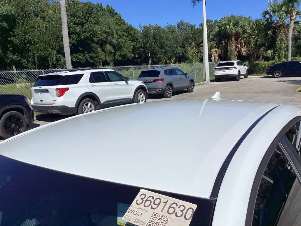 2024 TOYOTA COROLLA SE photo 5