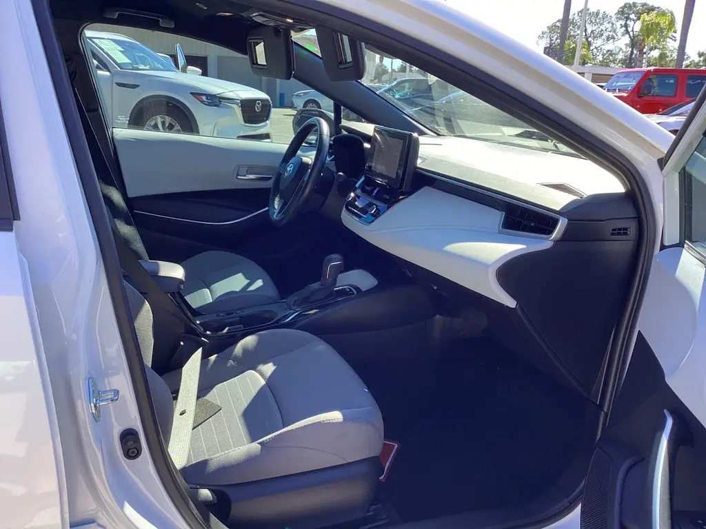 2024 TOYOTA COROLLA SE photo 16