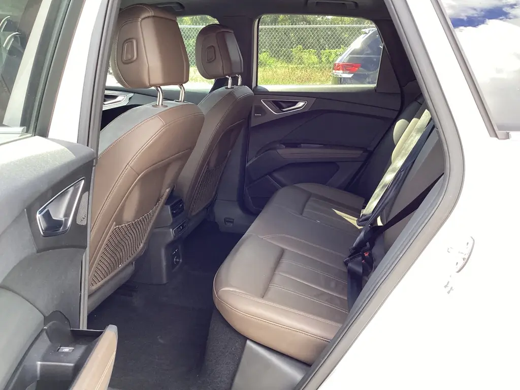 2023 AUDI Q4 E-TRON PREMIUM PLUS photo 9