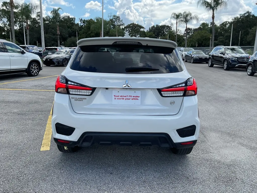 2021 MITSUBISHI OUTLANDER SPORT ES photo 4