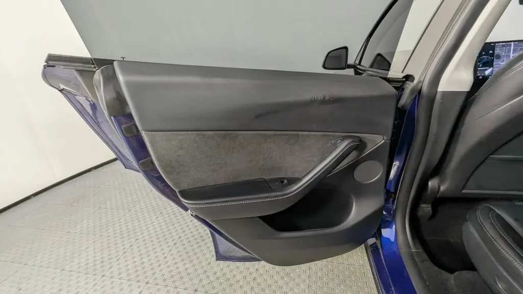 2021 TESLA MODEL Y LONG RANGE photo 15