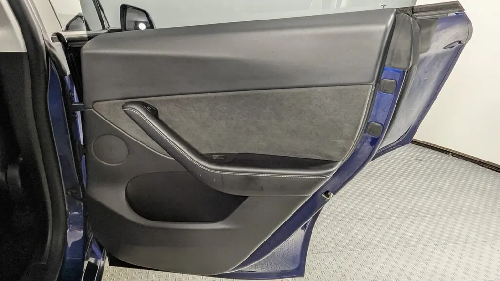 2021 TESLA MODEL Y LONG RANGE photo 20