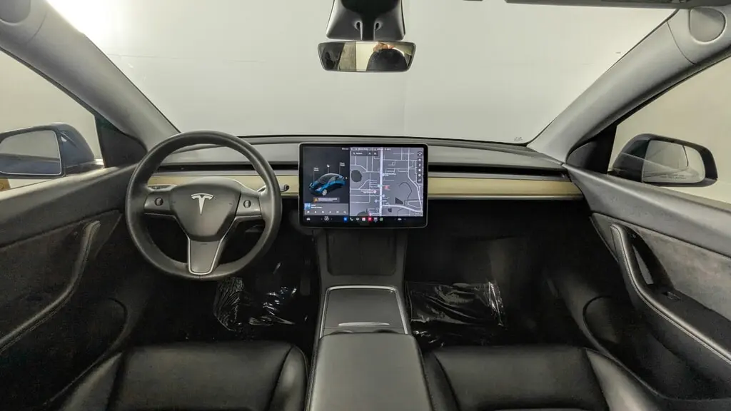 2021 TESLA MODEL Y LONG RANGE photo 25