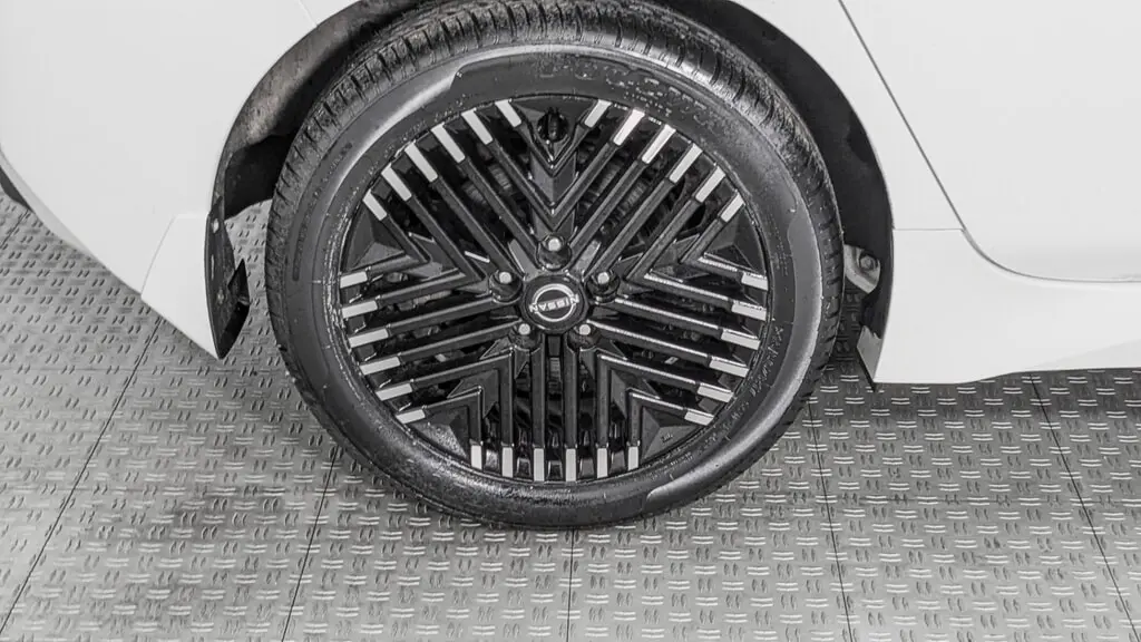 2023 NISSAN LEAF SV PLUS photo 43