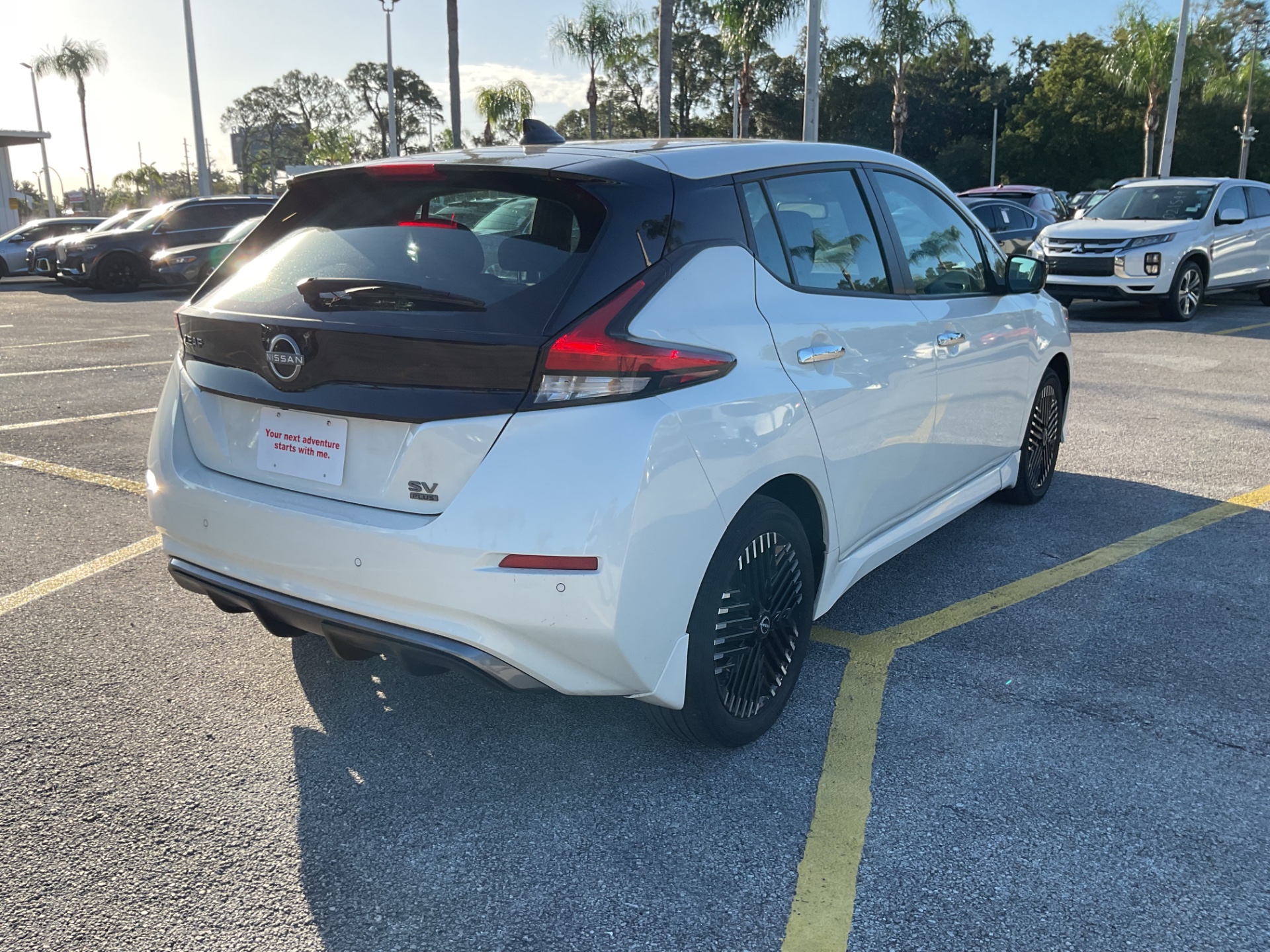 2023 NISSAN LEAF SV PLUS photo 7