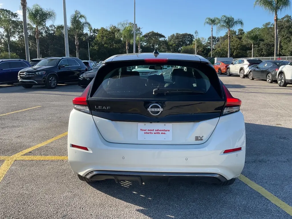 2023 NISSAN LEAF SV PLUS photo 8