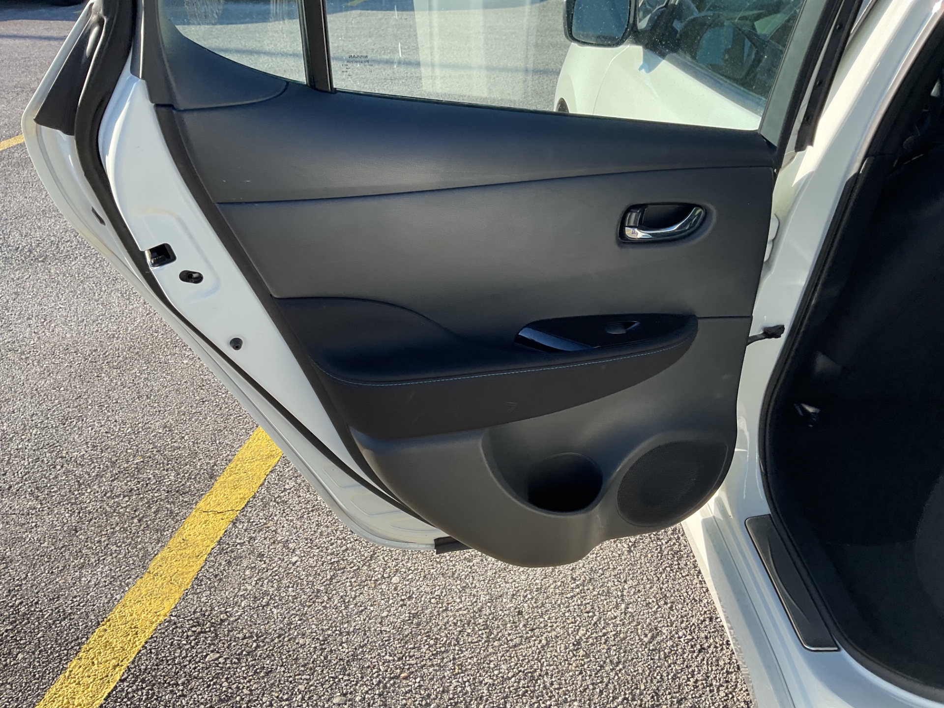 2023 NISSAN LEAF SV PLUS photo 9