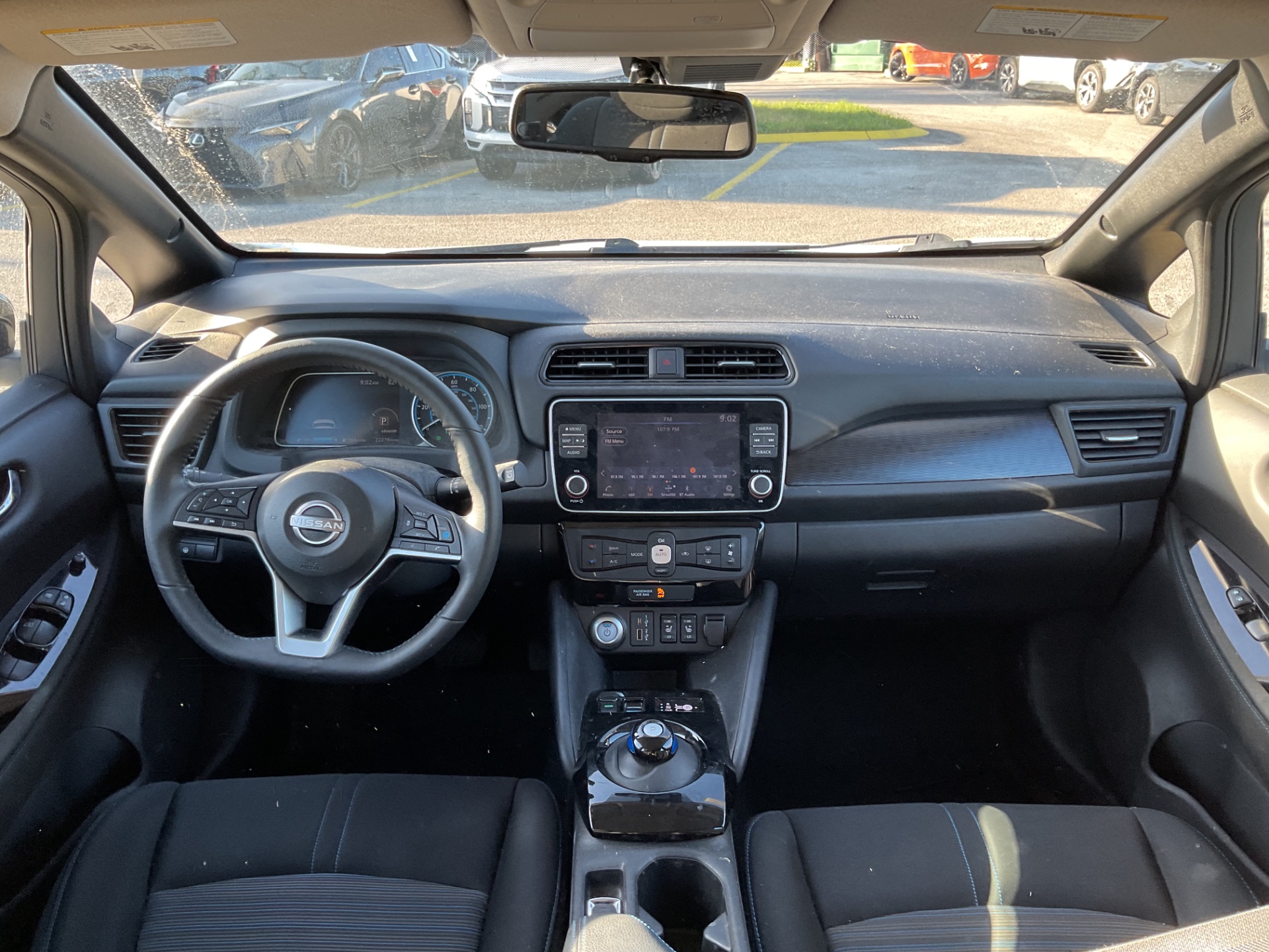 2023 NISSAN LEAF SV PLUS photo 14