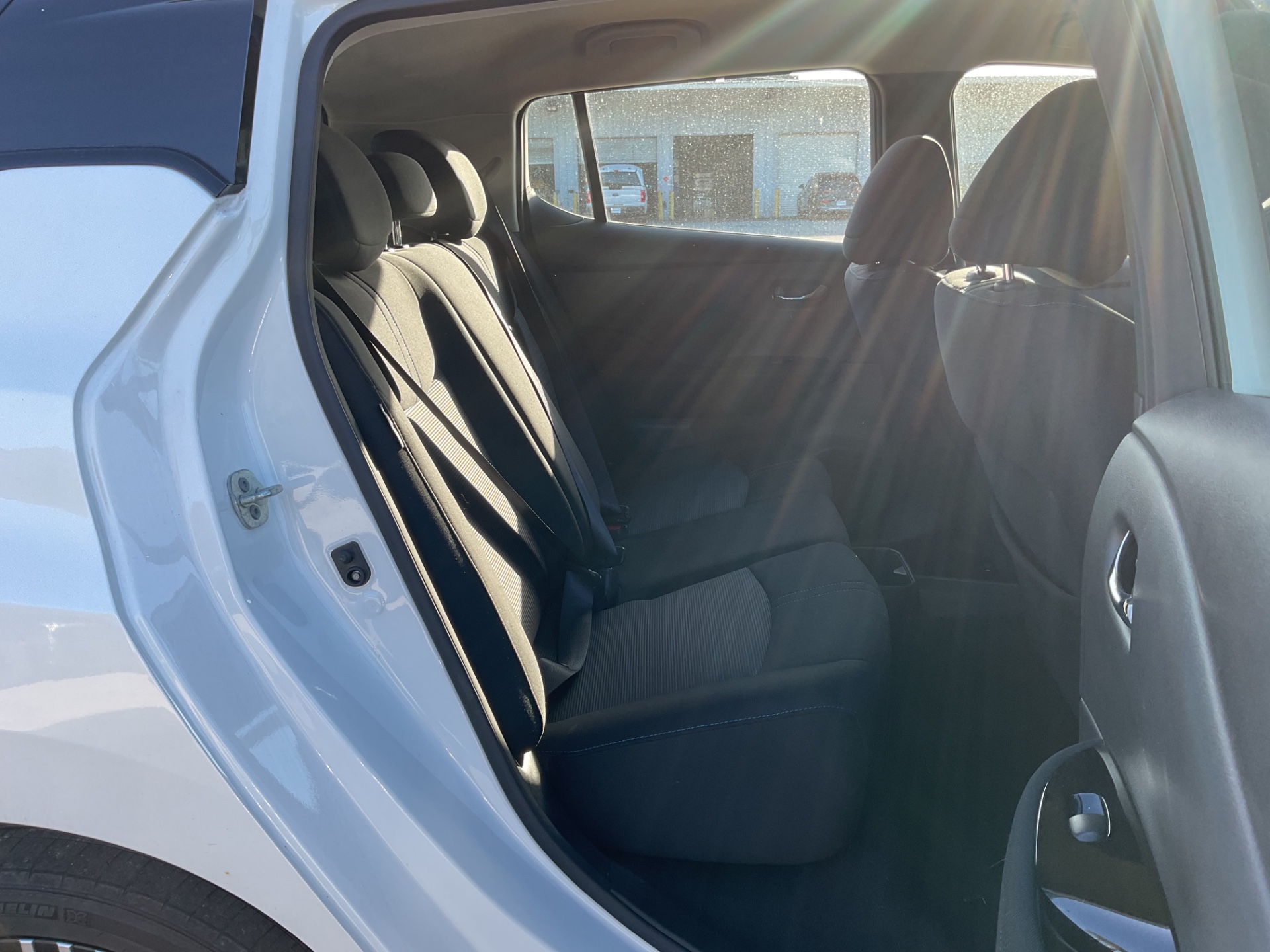 2023 NISSAN LEAF SV PLUS photo 18