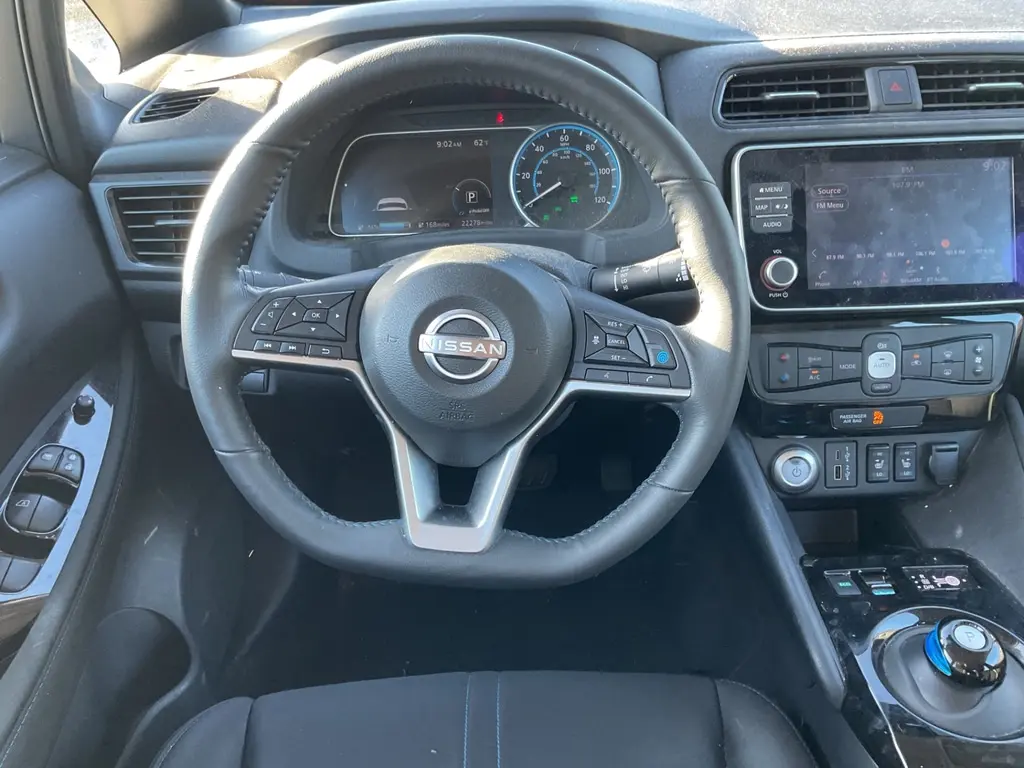 2023 NISSAN LEAF SV PLUS photo 19