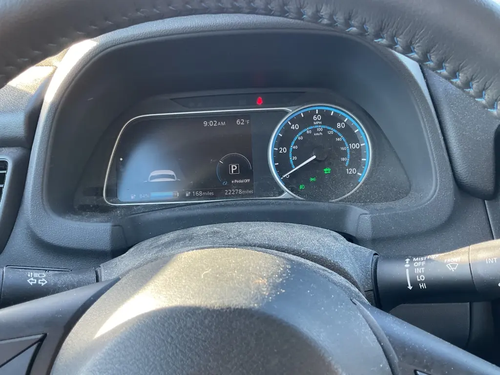 2023 NISSAN LEAF SV PLUS photo 21