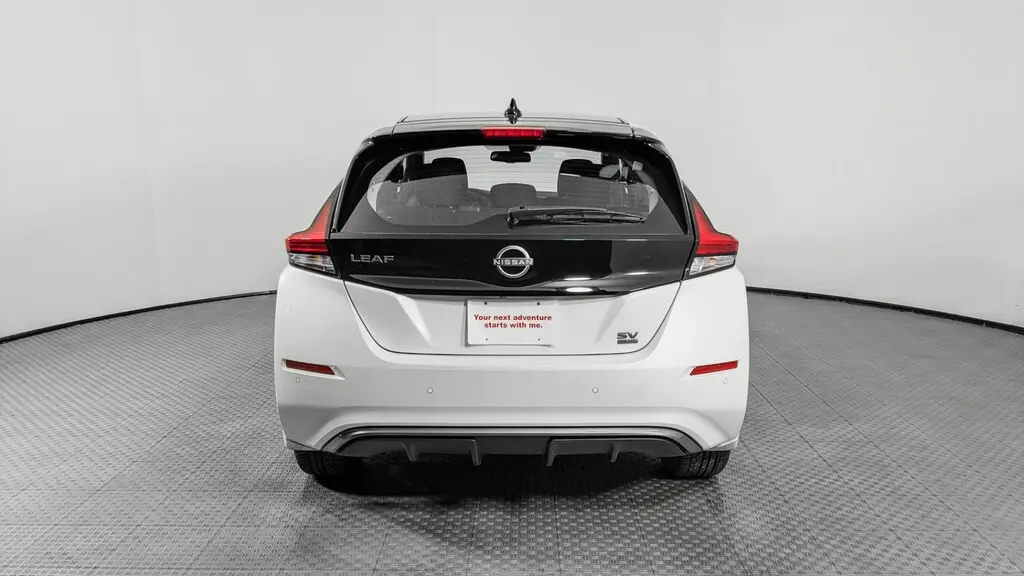 2023 NISSAN LEAF SV PLUS photo 7
