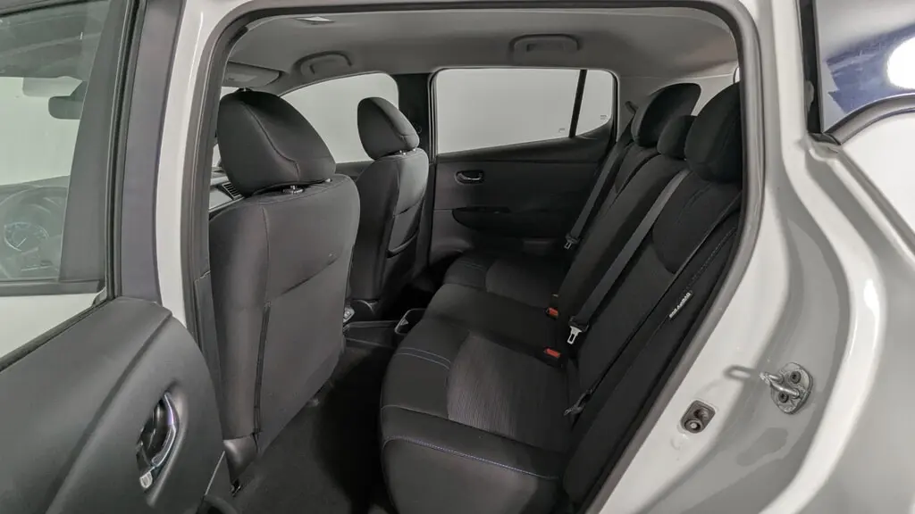 2023 NISSAN LEAF SV PLUS photo 20