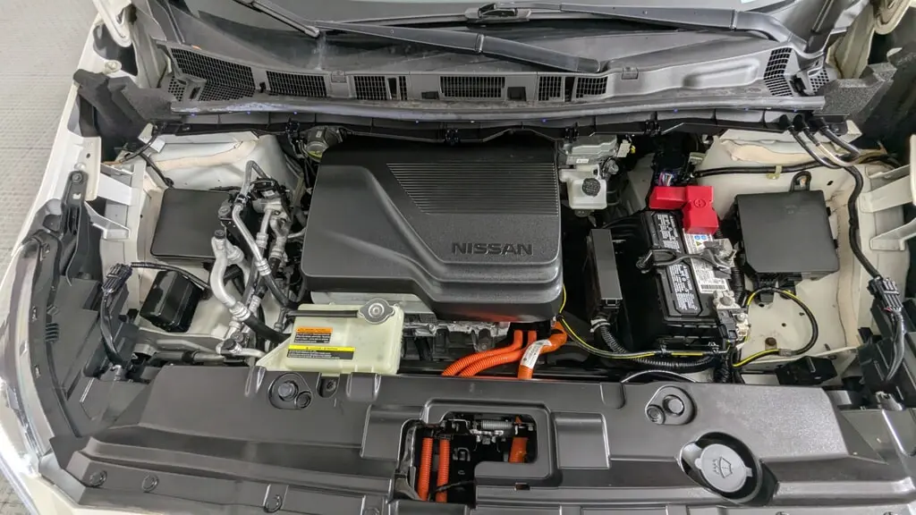 2023 NISSAN LEAF SV PLUS photo 38