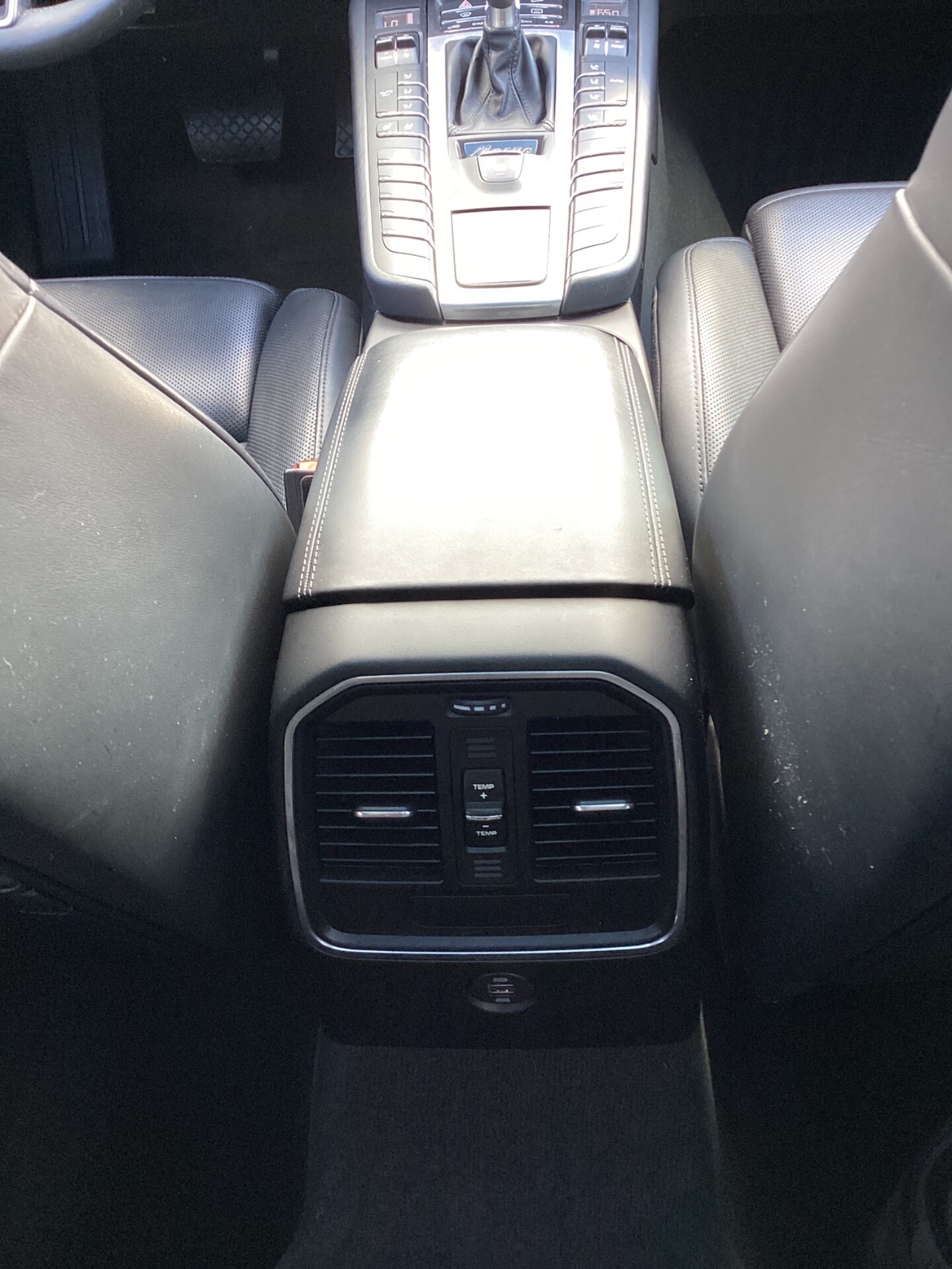 2017 PORSCHE MACAN TURBO photo 22