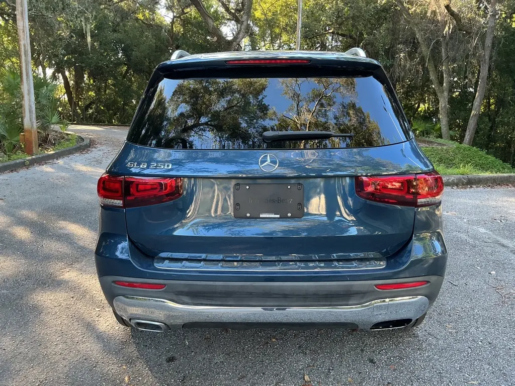 2022 MERCEDES-BENZ GLB GLB 250 photo 4