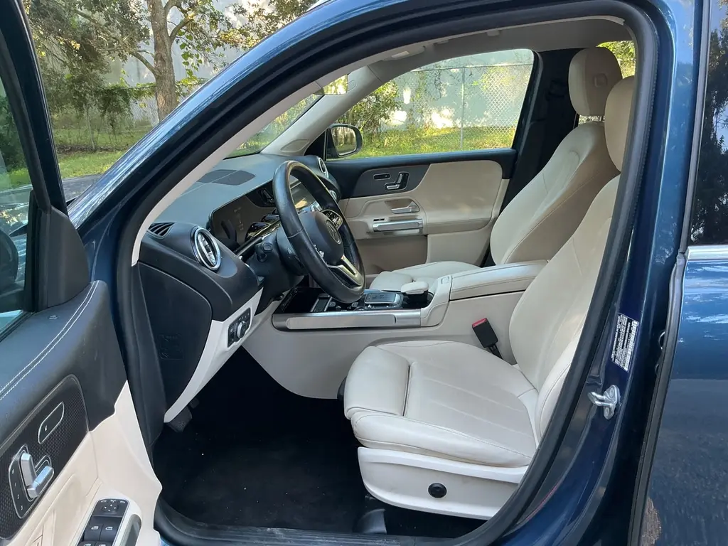 2022 MERCEDES-BENZ GLB GLB 250 photo 10