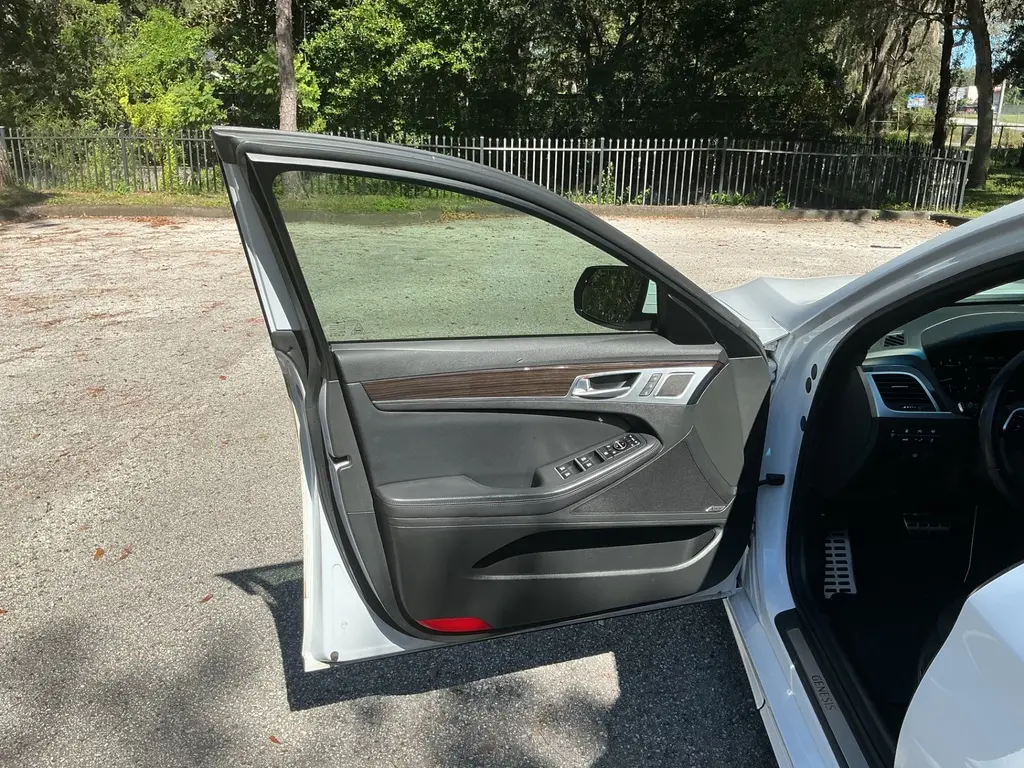 2019 GENESIS G80 3.8L SPORT photo 9