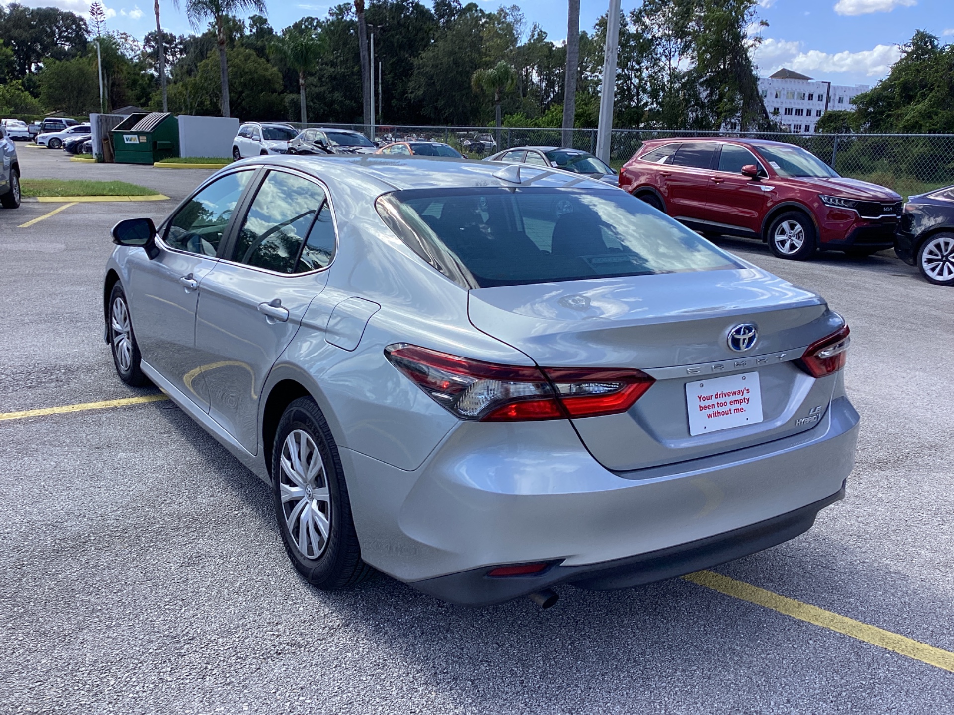 2022 TOYOTA CAMRY HYBRID LE photo 5