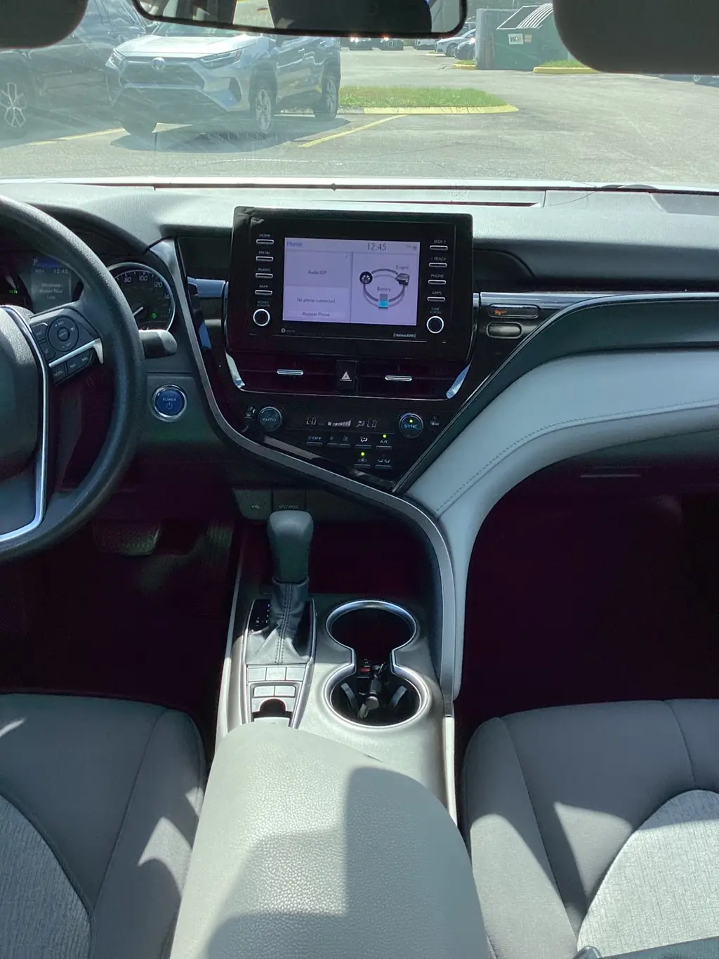 2022 TOYOTA CAMRY HYBRID LE photo 18