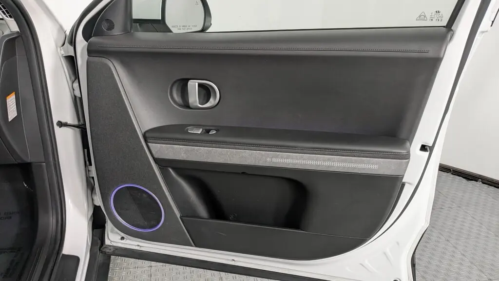 2023 HYUNDAI IONIQ 5 SEL photo 21
