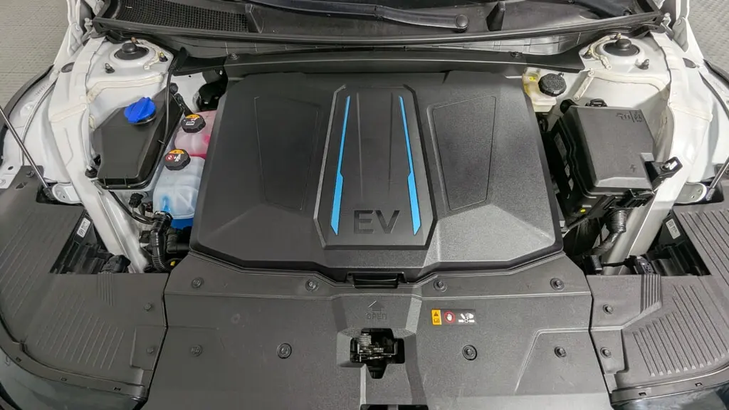 2023 HYUNDAI IONIQ 5 SEL photo 30