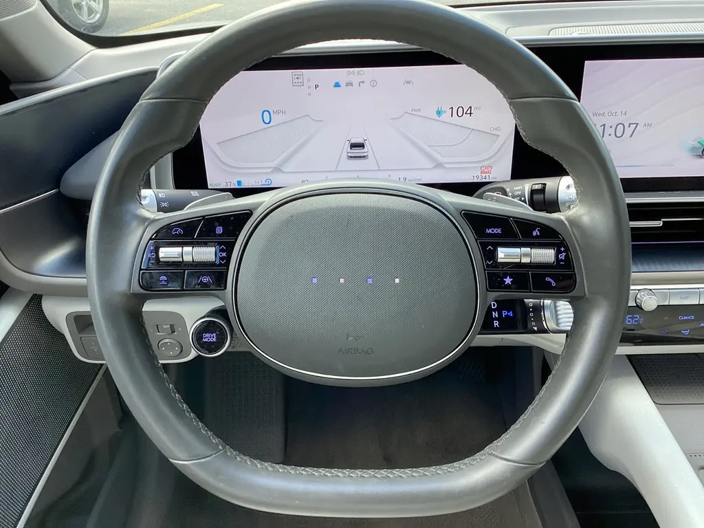 2023 HYUNDAI IONIQ 6 SEL photo 22