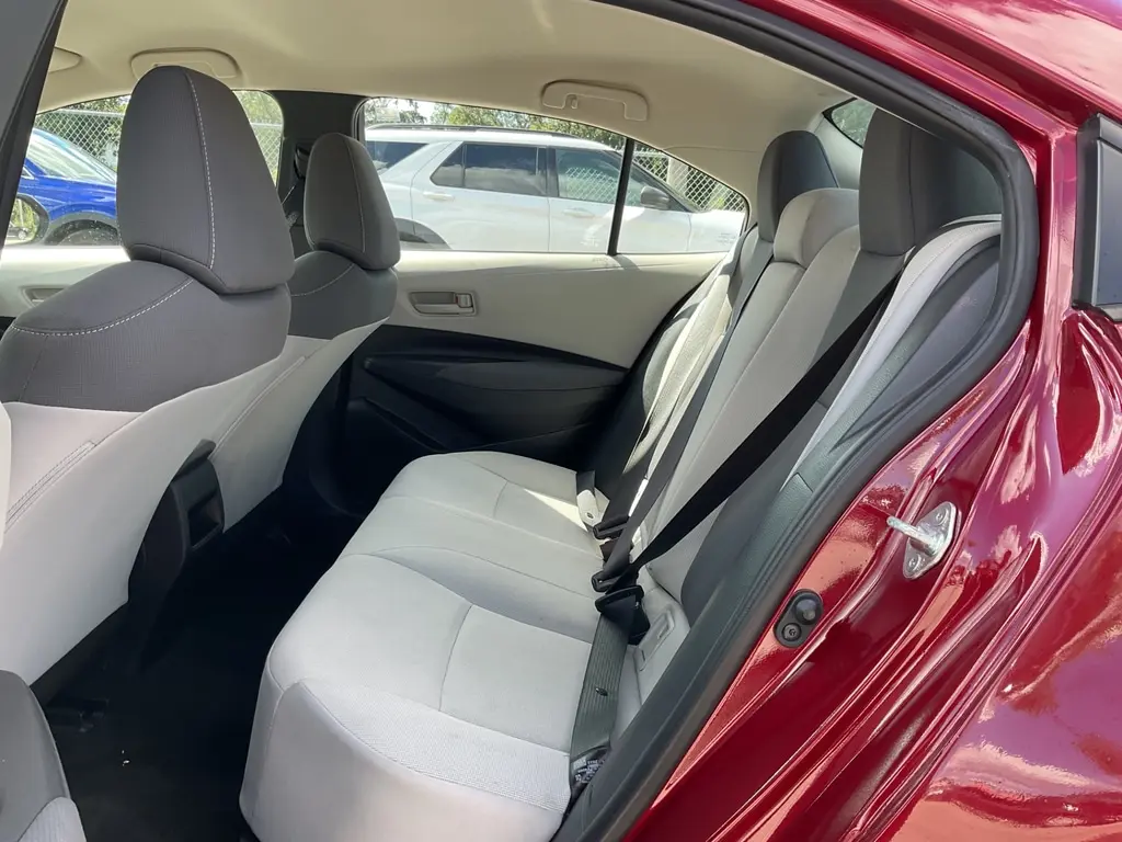 2022 TOYOTA COROLLA LE photo 14