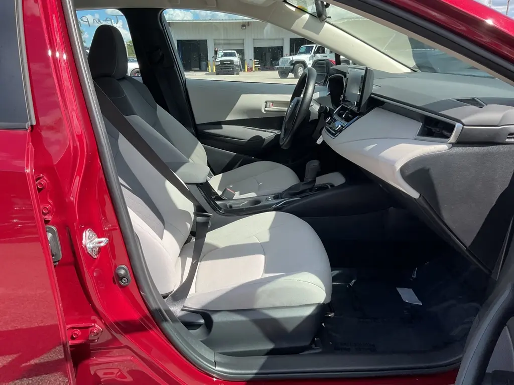 2022 TOYOTA COROLLA LE photo 20