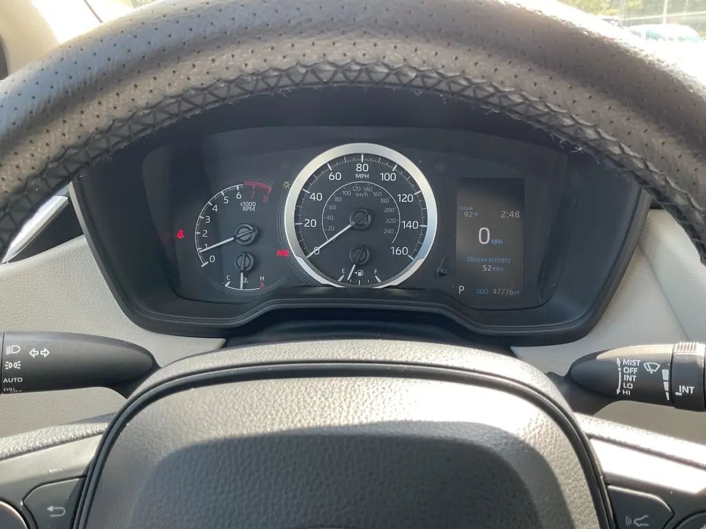 2022 TOYOTA COROLLA LE photo 22