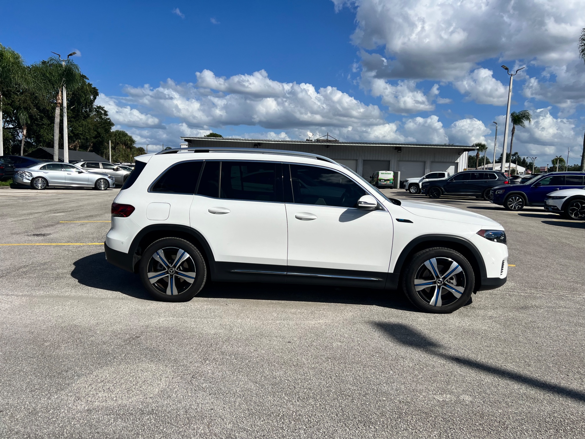 2022 MERCEDES-BENZ EQB EQB 350 photo 9