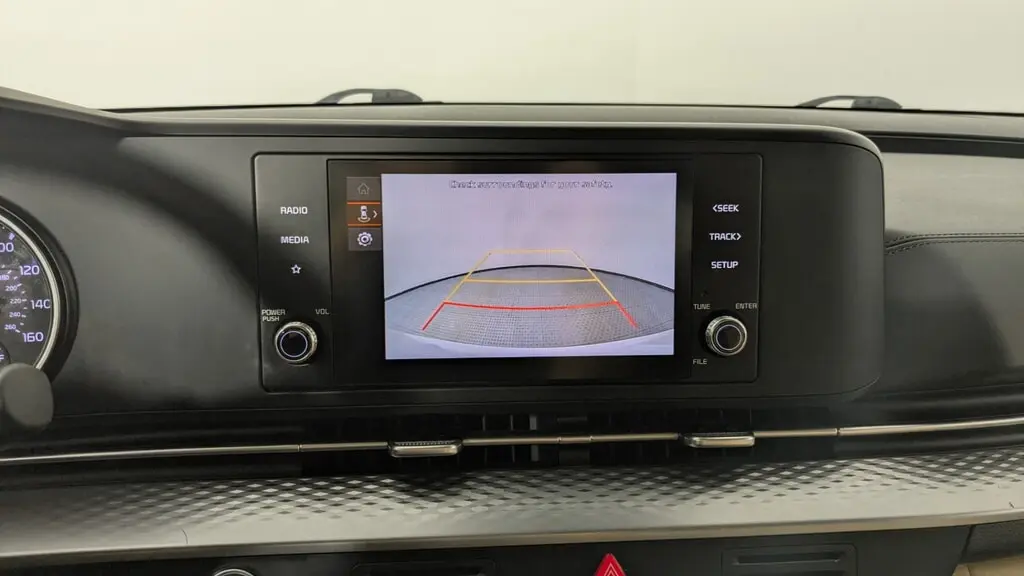 2024 KIA CARNIVAL LX photo 28
