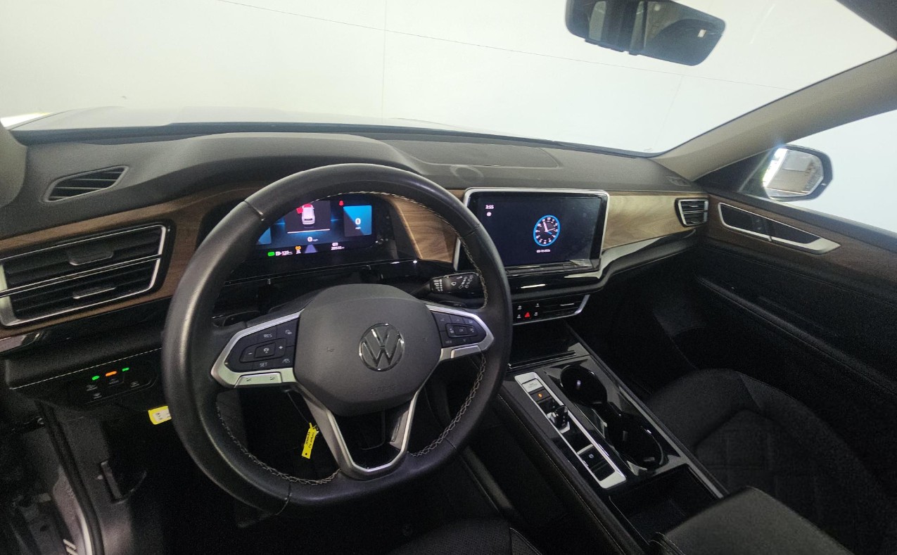 2024 VOLKSWAGEN ATLAS 2.0T SE W/TECHNOLOGY photo 13