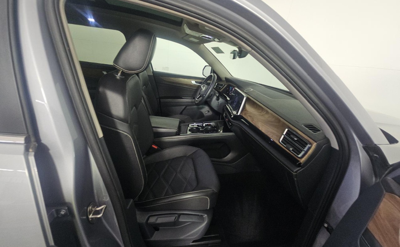 2024 VOLKSWAGEN ATLAS 2.0T SE W/TECHNOLOGY photo 16