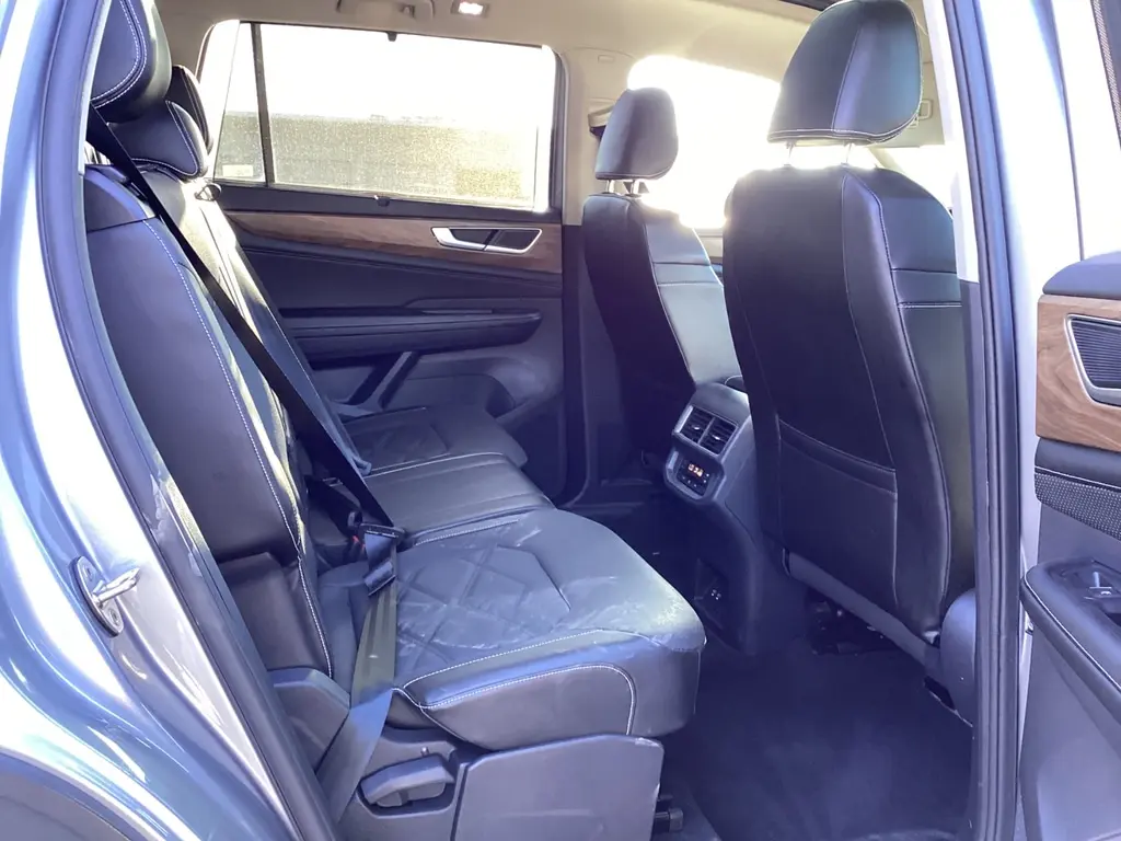 2024 VOLKSWAGEN ATLAS 2.0T SE W/TECHNOLOGY photo 12