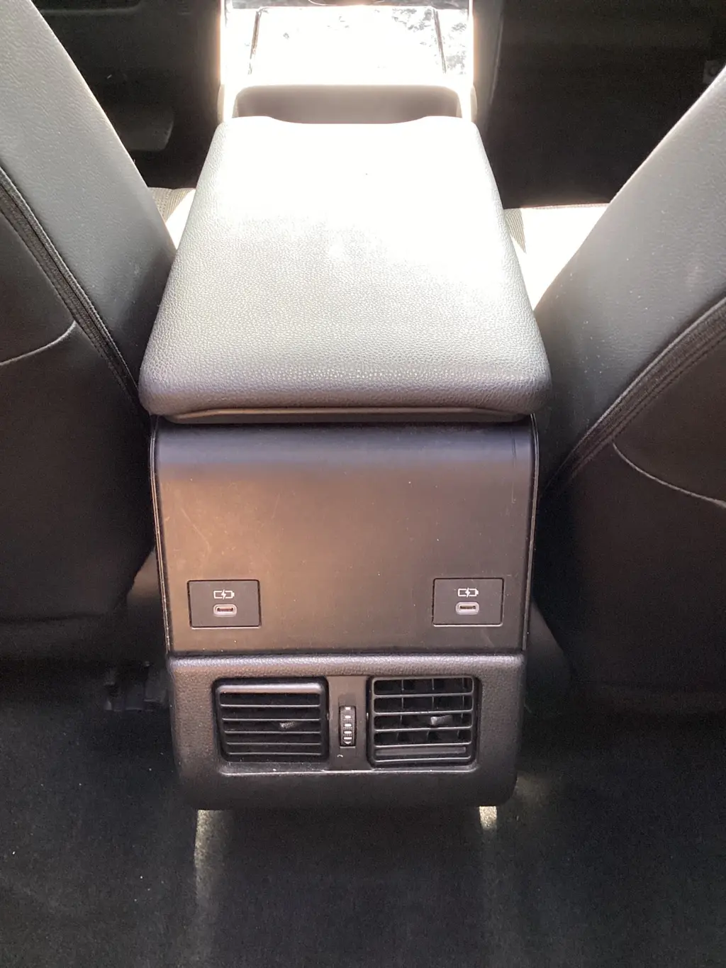 2023 TOYOTA BZ4X XLE photo 20