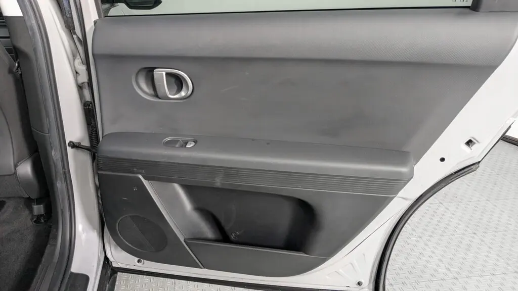 2024 HYUNDAI IONIQ 5 SEL photo 20