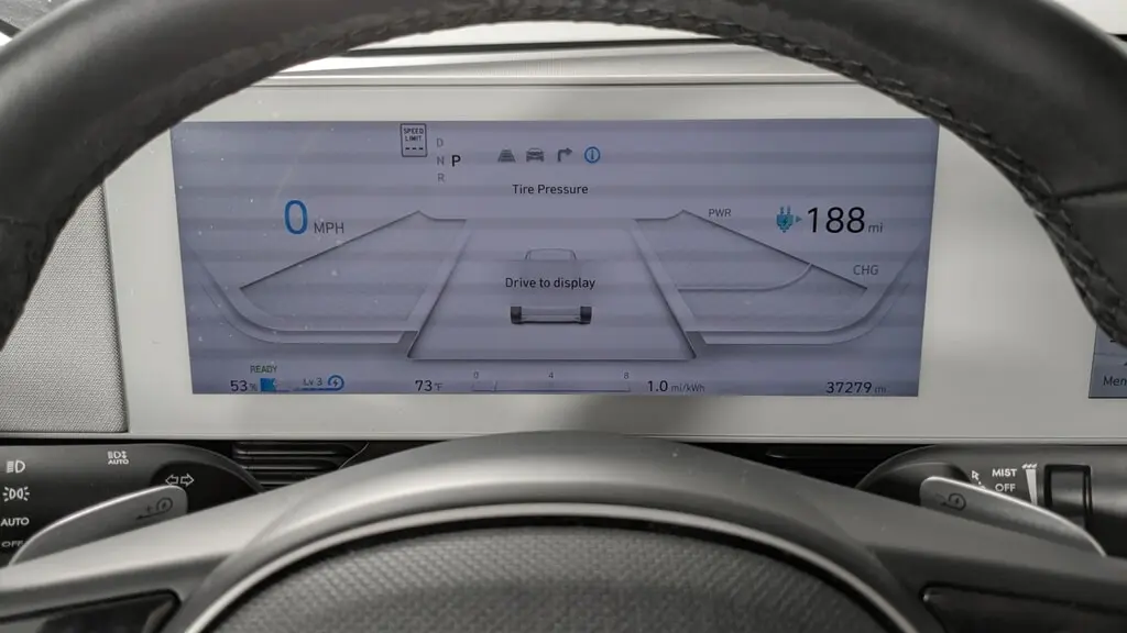 2024 HYUNDAI IONIQ 5 SEL photo 26