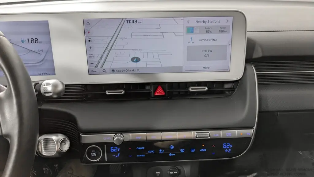 2024 HYUNDAI IONIQ 5 SEL photo 27