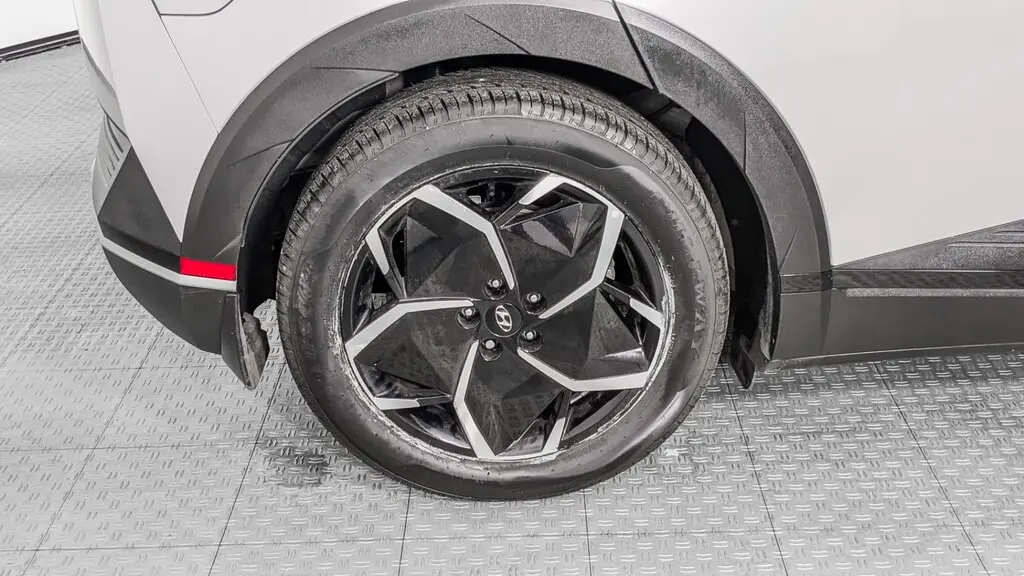 2024 HYUNDAI IONIQ 5 SEL photo 35