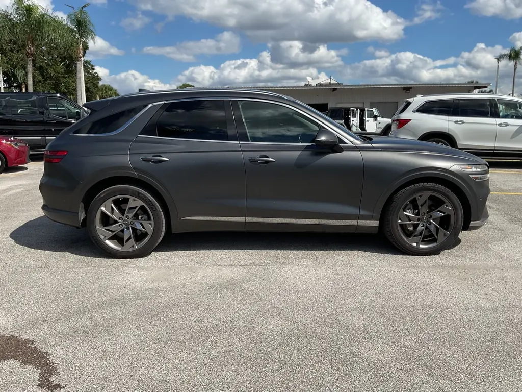 2023 GENESIS ELECTRIFIED GV70 ADVANCED photo 10
