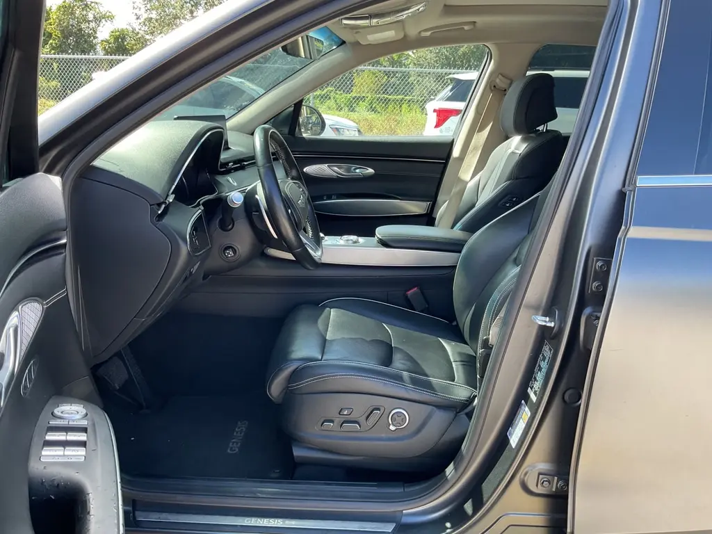 2023 GENESIS ELECTRIFIED GV70 ADVANCED photo 16