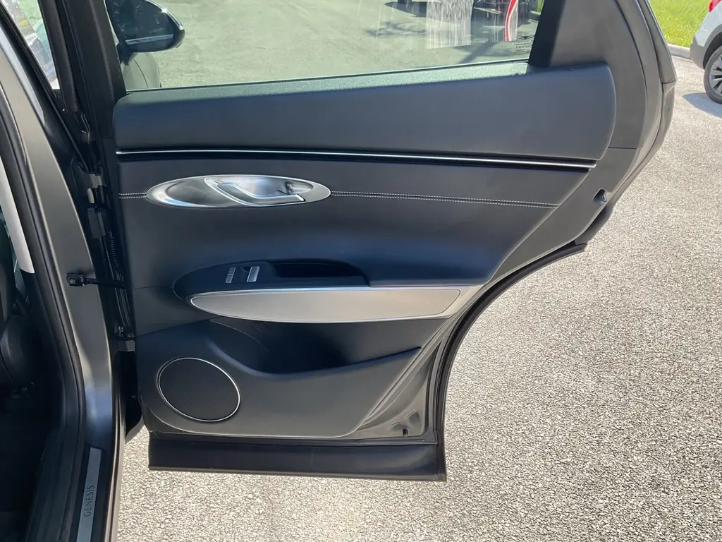 2023 GENESIS ELECTRIFIED GV70 ADVANCED photo 21