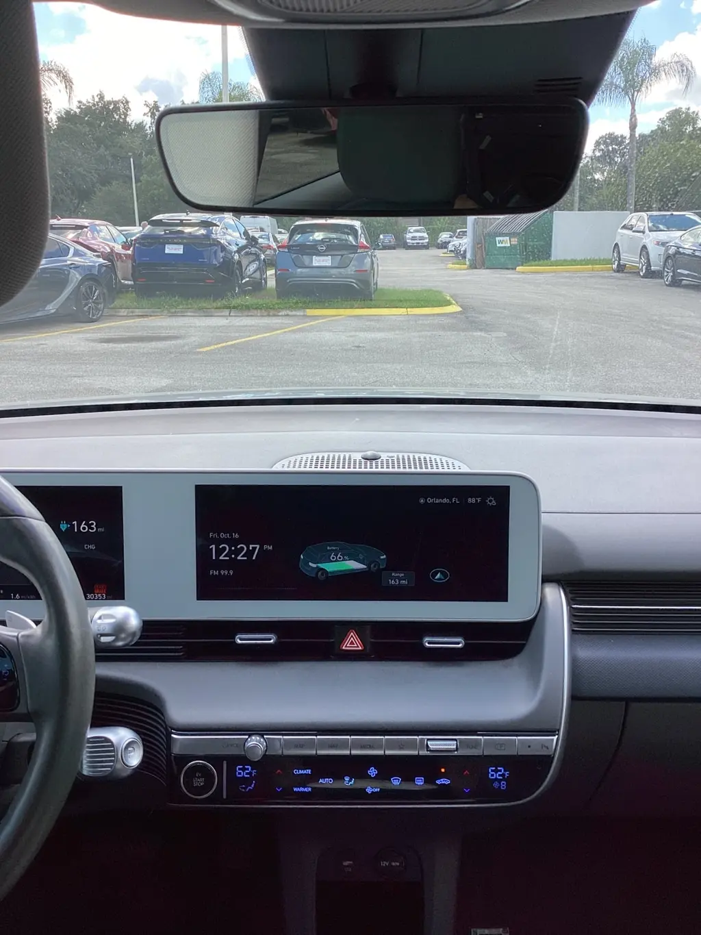 2024 HYUNDAI IONIQ 5 SEL photo 16