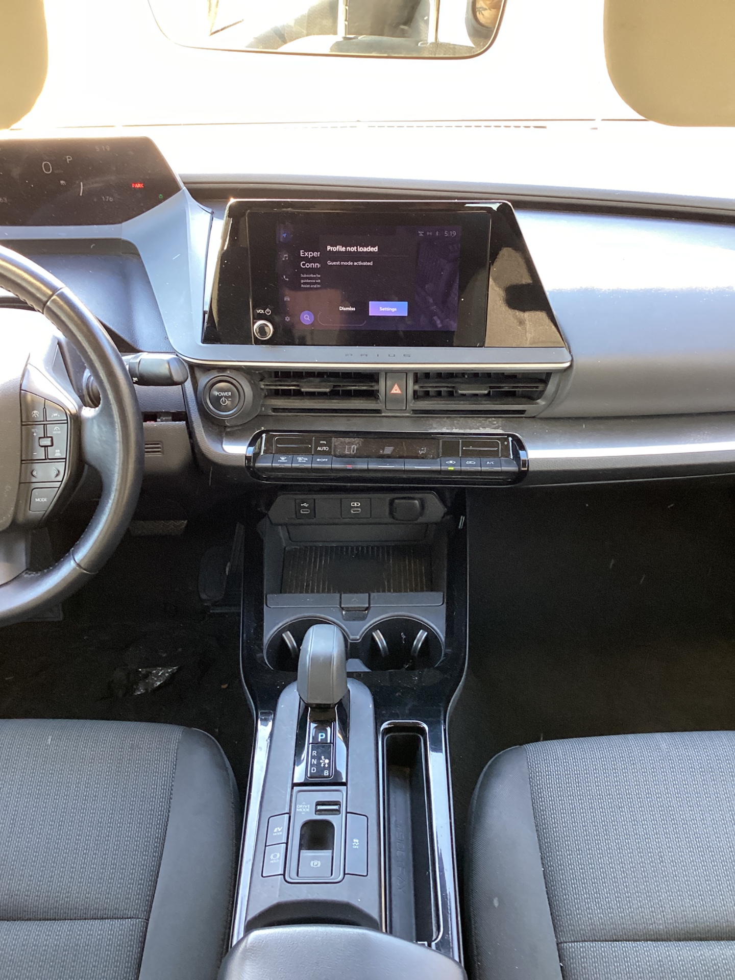 2023 TOYOTA PRIUS LE photo 19