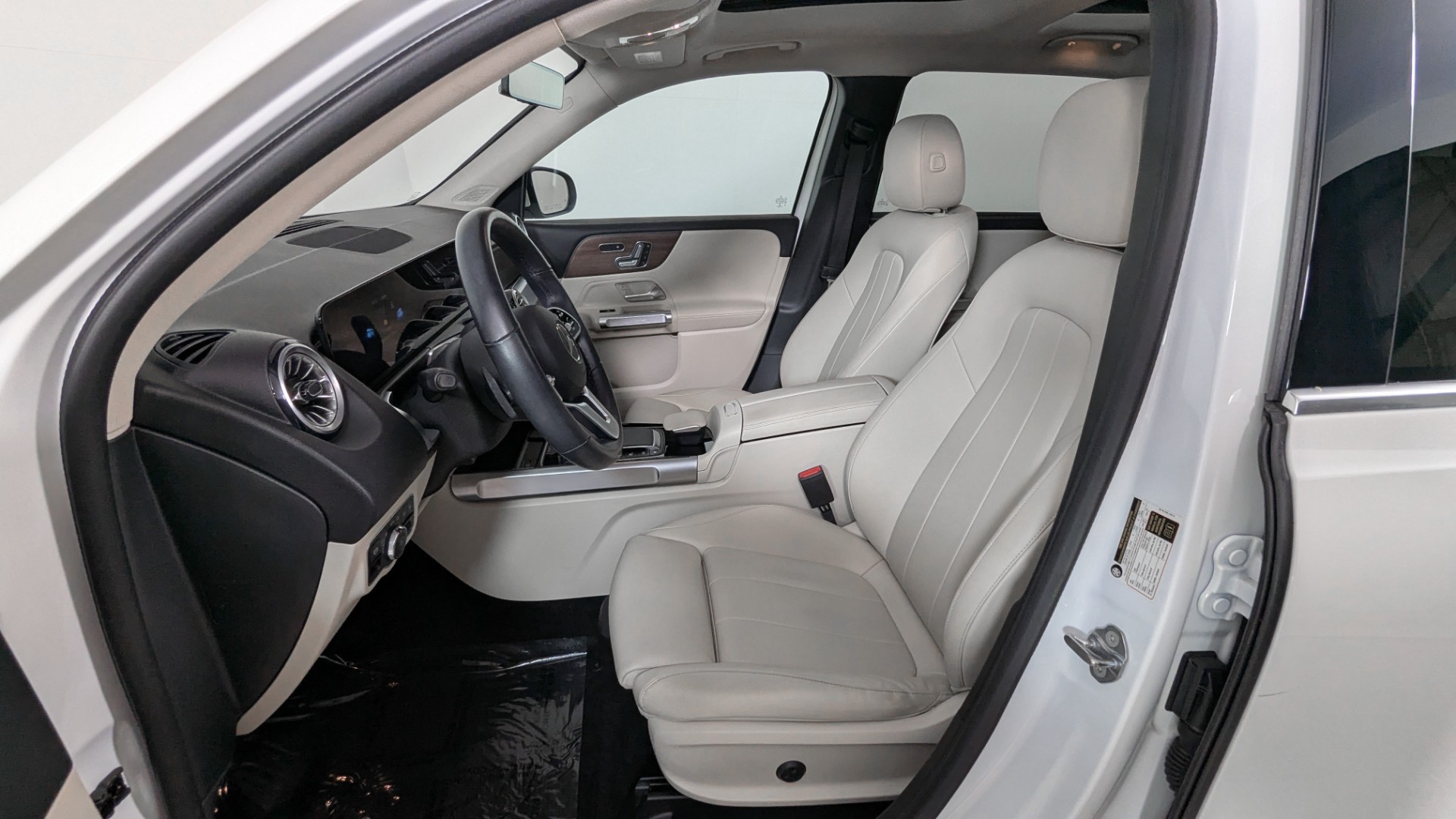 2023 MERCEDES-BENZ GLB GLB 250 photo 13