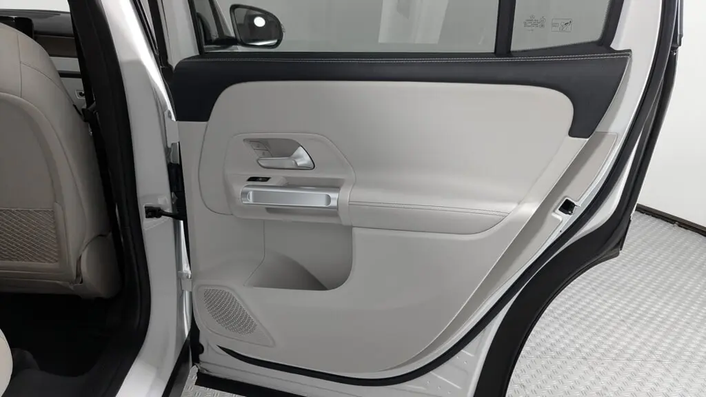 2023 MERCEDES-BENZ GLB GLB 250 photo 20