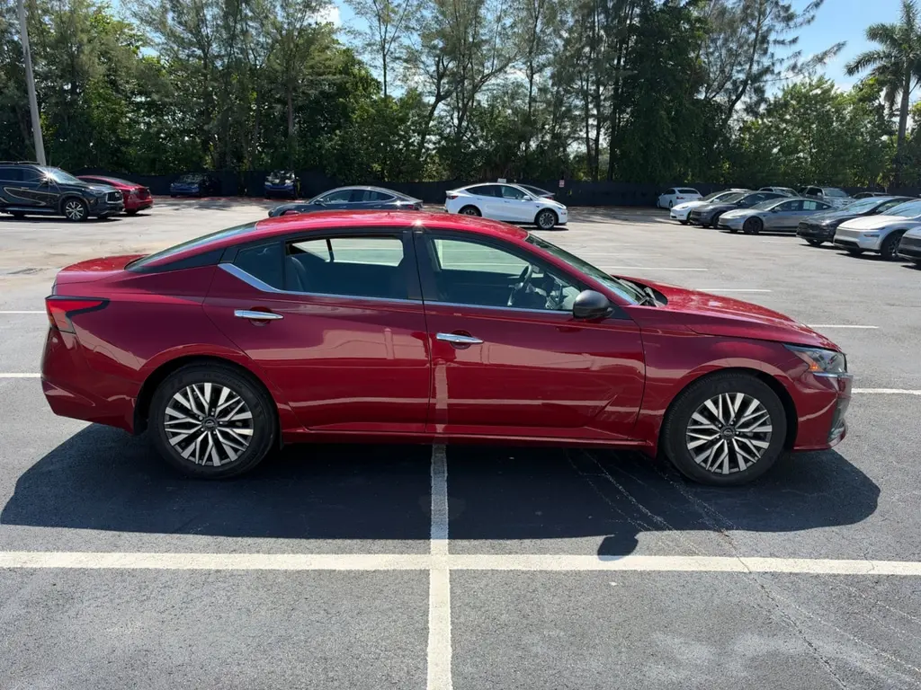2024 NISSAN ALTIMA 2.5 SV photo 7